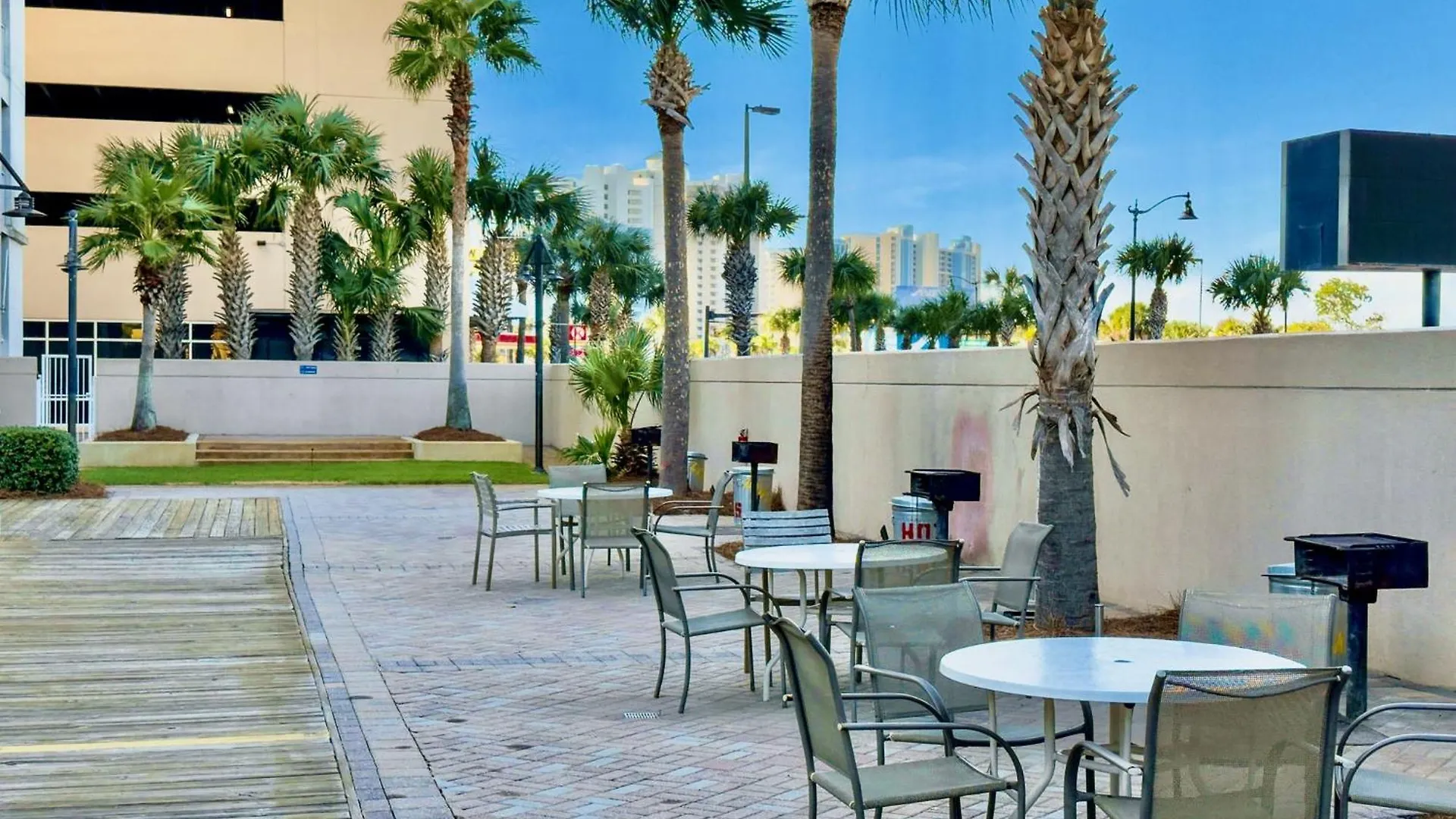 Апартаменты Spacious 1-Bedroom! Ocean Views & 5 Pools Resort! By Dolce Vita Getaways Pcb Панама-Сити США