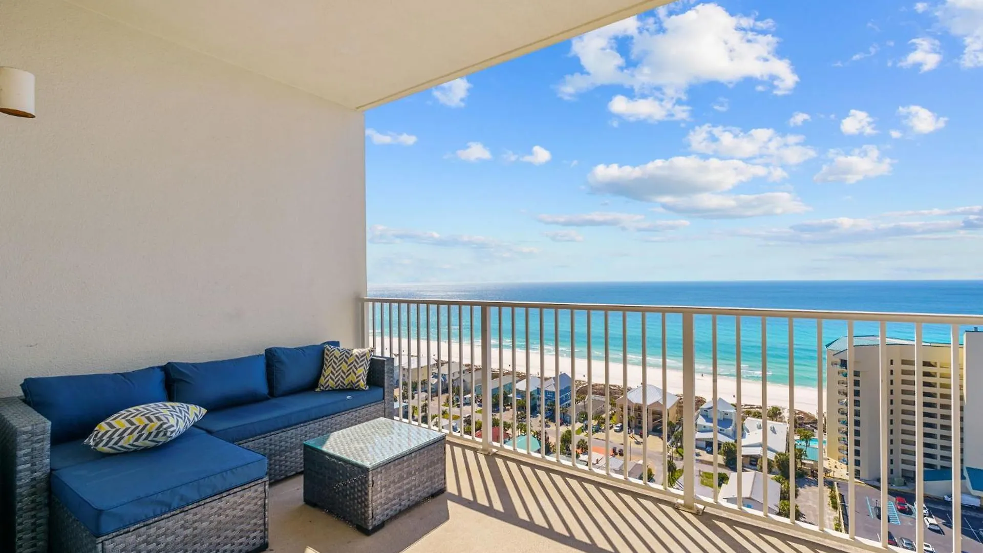 Spacious 1-Bedroom! Ocean Views & 5 Pools Resort! By Dolce Vita Getaways Pcb Панама-Сити Апартаменты